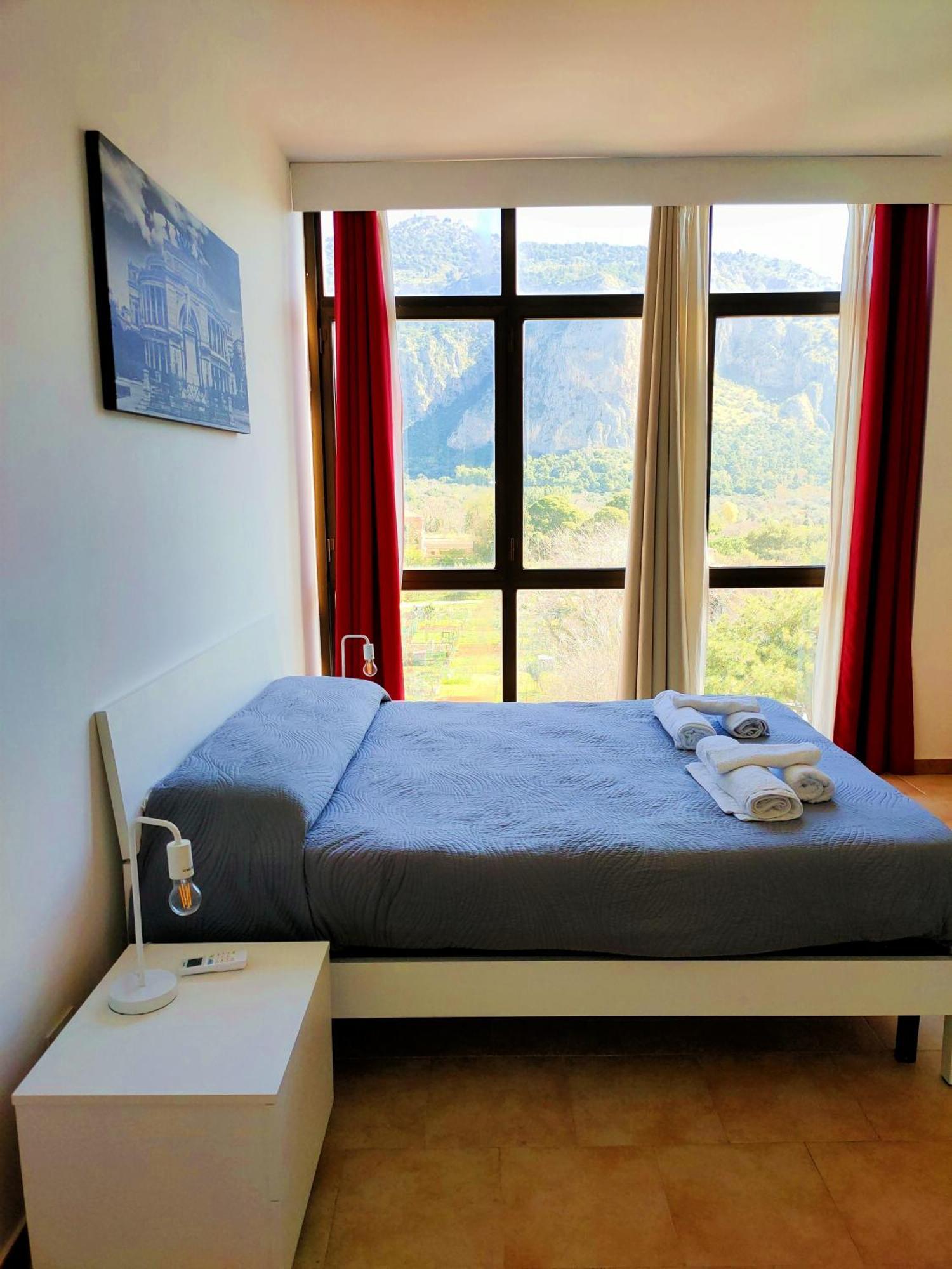 Sofia Apartment Palermo Luaran gambar